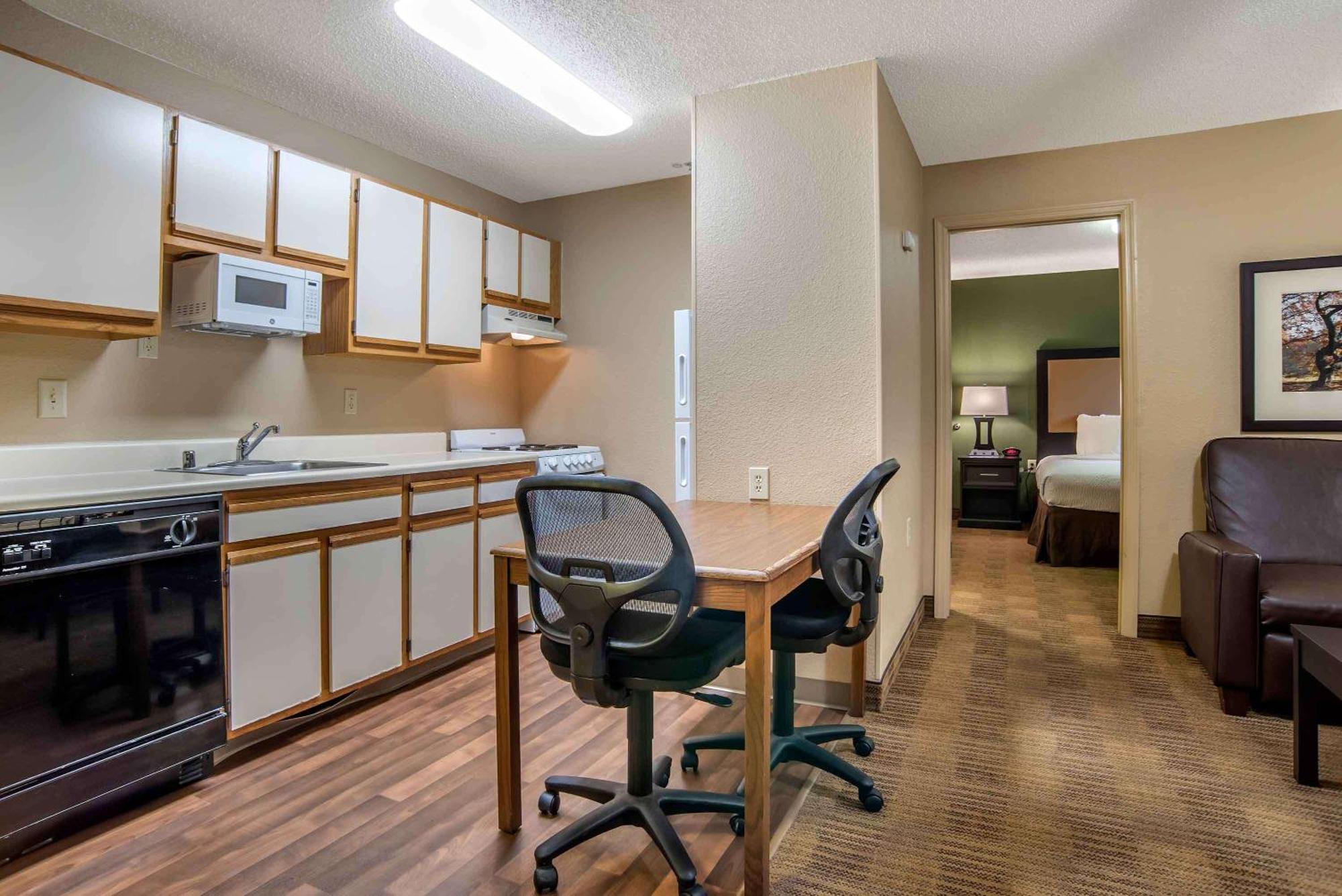 Extended Stay America Suites - Oklahoma City - Northwest Exterior photo